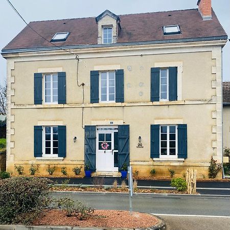 Bed and Breakfast Ancien Relais De Poste The Old Post Office Saint-Martial-d'Albarede Экстерьер фото